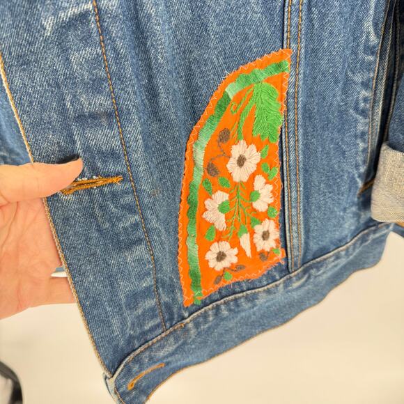 Vintage Marlboro Country Store Denim Jacket L Leather Collar Upcycled Embroidery - Picture 4 of 13